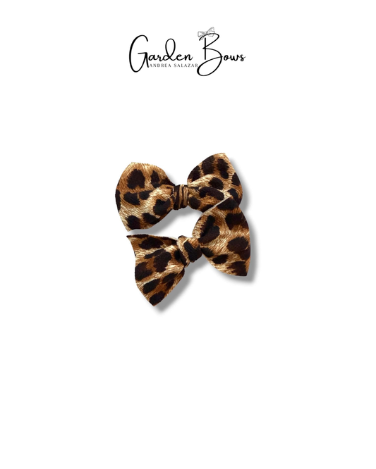 Cheetah Pigtail Set