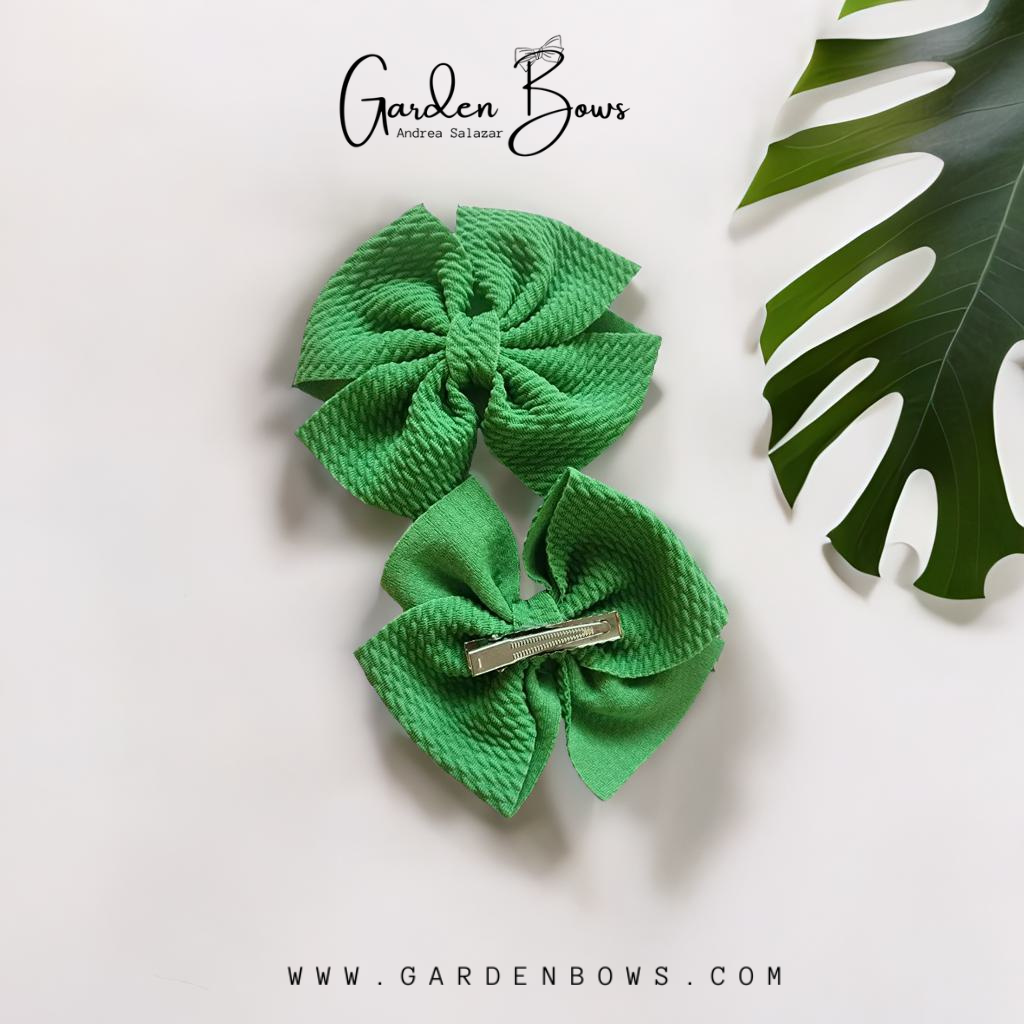 Pinwheel Green Pigtail Bows